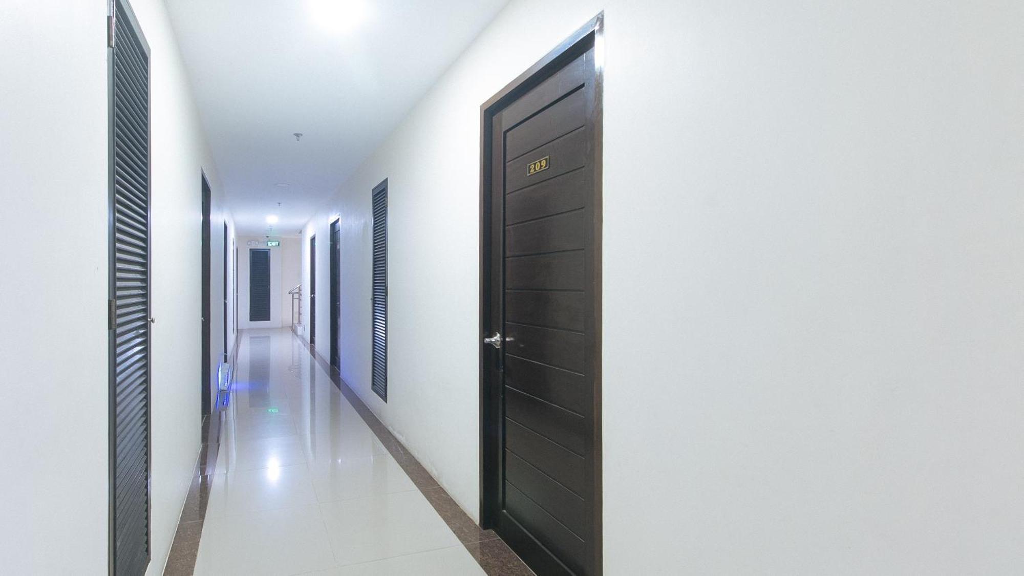 Reddoorz @ Leoncia Apartelle Mandaue City Luaran gambar